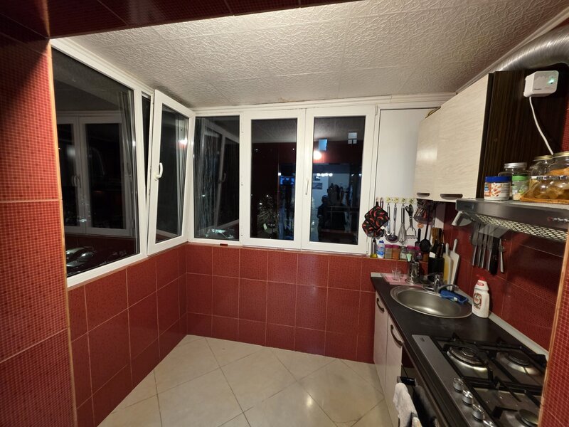 Soseaua Berceni, Spitalul Bagdasar Arseni, apartament 4 camere 80 mp.