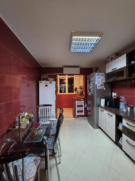 Soseaua Berceni, Spitalul Bagdasar Arseni, apartament 4 camere 80 mp.